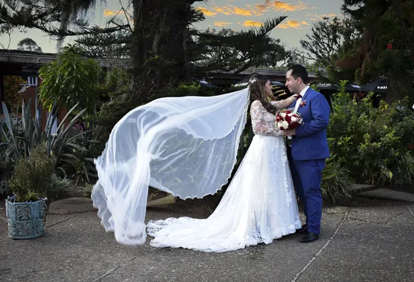 Novios el día de su boda
